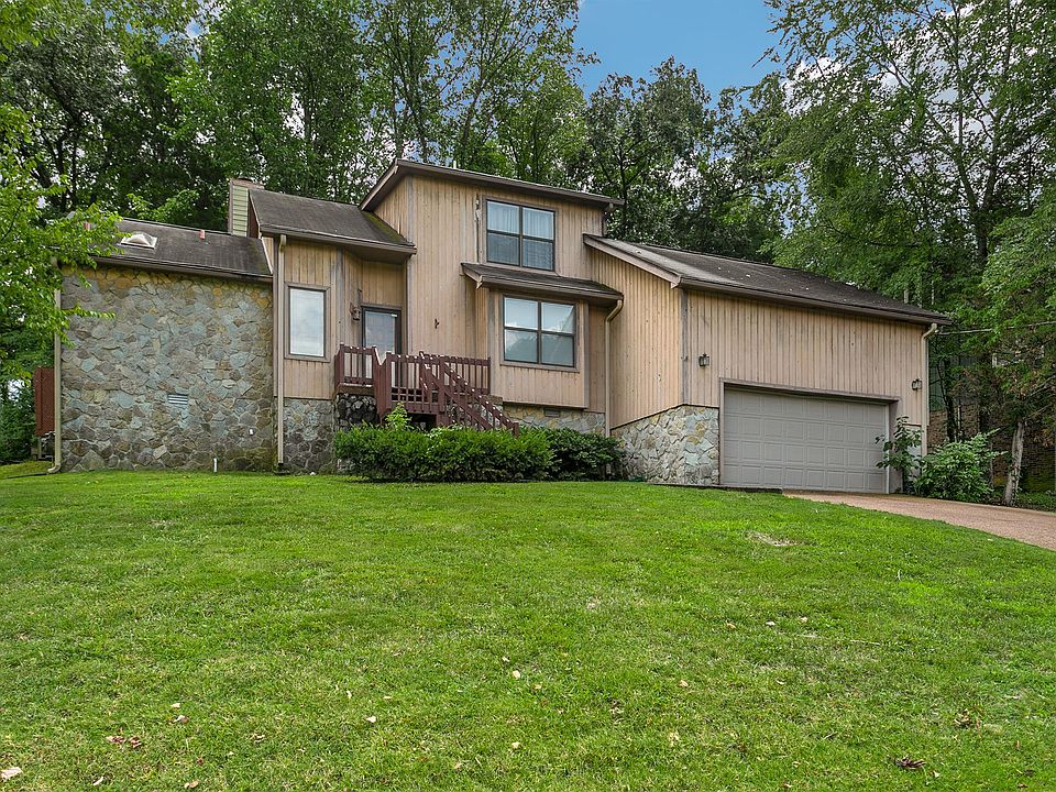 1st image of 2517 Somerset Dr