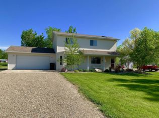 6634 Kingswood Rd, Bismarck, ND 58503