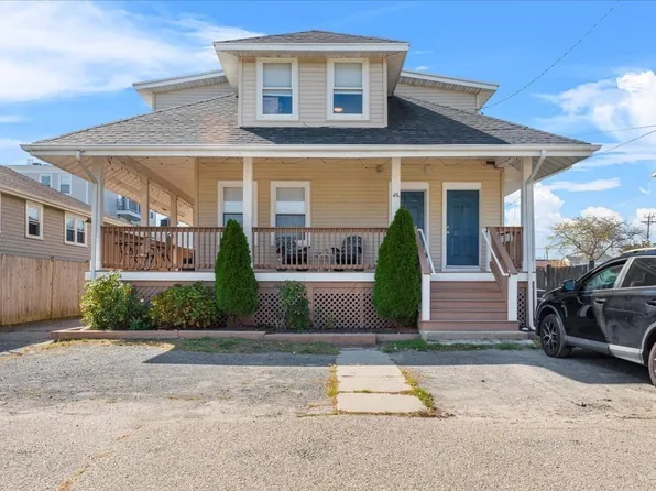 49 Massasoit Ave #2, Hull, MA 02045