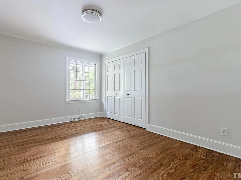 4600 Joyner Pl — Photo 4