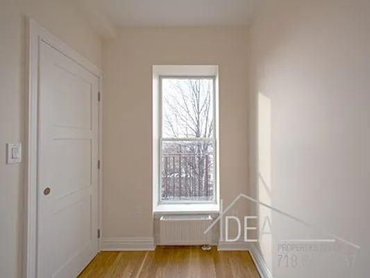 Rented by Ideal Properties Group | media 6