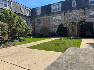1925 Sherman Ave APT 1W, Evanston, IL 60201