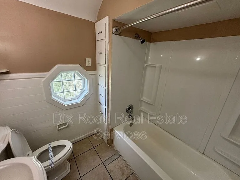 502 N Dick Ave — Photo 28