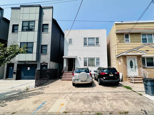 351 Liberty Ave, Jersey City, NJ 07307
