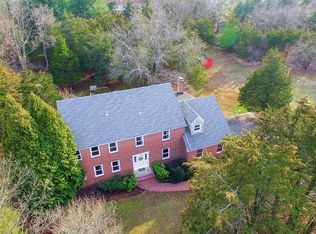 10 Deer Haven Dr, Hillsborough, NJ 08844