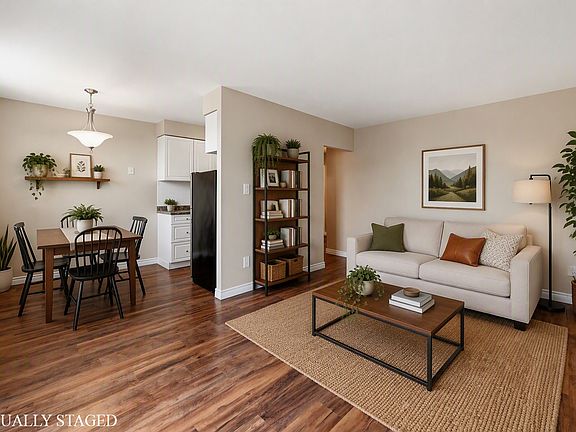 5th image of 76 Aikman Ave #303