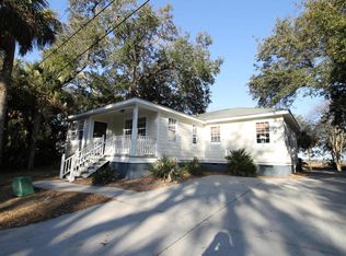 308 E Huron Ave, Folly Beach, SC 29439