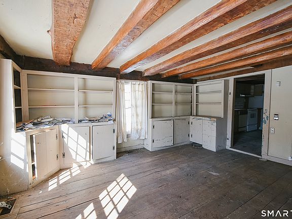 5th image of 1116 Wallingford Road