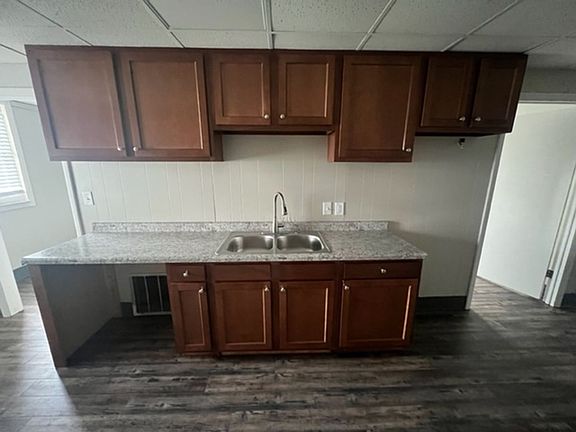 3rd image of 28 Estelle St #285