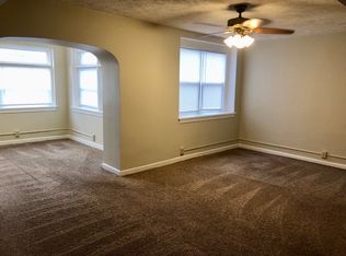 1008 S 2nd St #2, Springfield, IL 62704