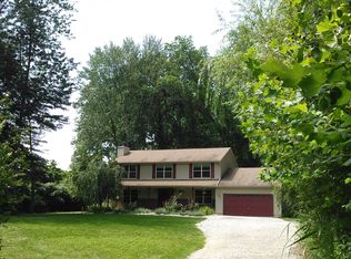 22186 Clark Rd, Belleville, MI 48111