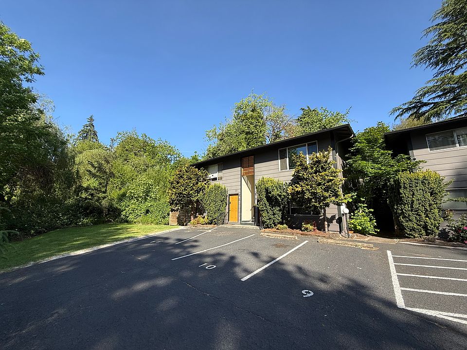 1st image of 19535 River Rd APT 12