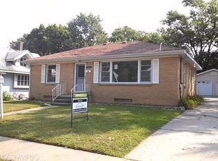2262 Greenfield Ave SW, Wyoming, MI 49519