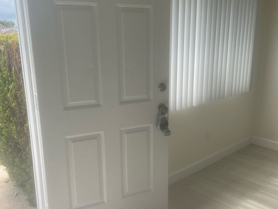 1st image of 32288 Avenue E E #D