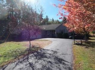 146 Middle Rd, Deerfield, NH 03037