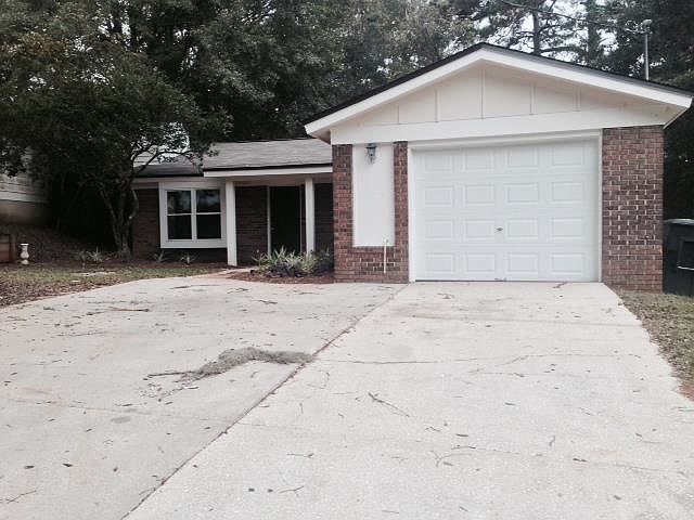 1st image of 1825 Salmon Dr