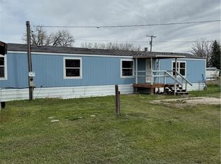 204 E River St, Fromberg, MT 59029