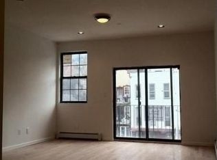 535 Quincy St, Brooklyn, NY 11221