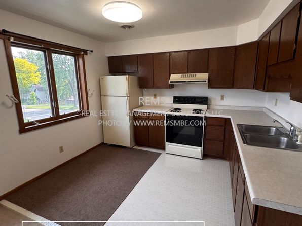 707 Minnesota Ave #3