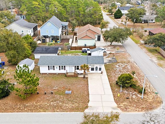 5th image of 304 NE 50th Street