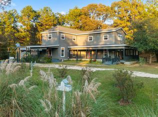 634 Beach Rd, Poplarville, MS 39470