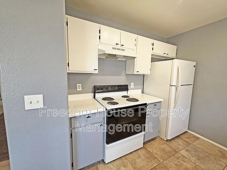 1444 Star Rd #3 — Photo 9