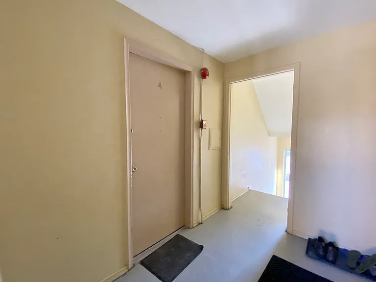 127 Scarlett Rd #4 — Photo 18