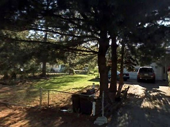 2nd image of 5918 Elaine Dr
