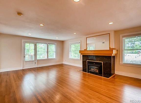 3rd image of 1359 Gaylord St APT 3