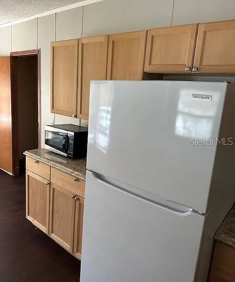 5705 Middlesex Dr — Photo 5