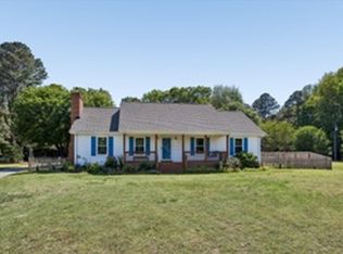 5786 Booker Ln, Gloucester, VA 23061