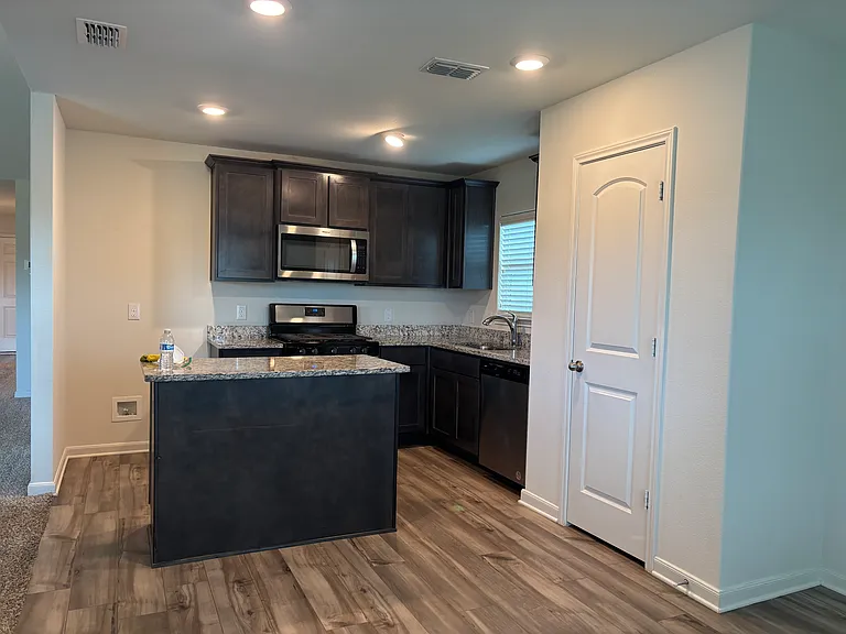3095 Barzona Rd — Photo 8