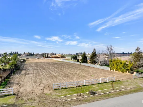 237 Wegis Ave, Bakersfield, CA 93314