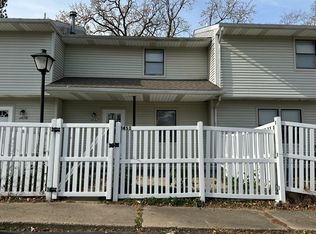 Longfellow East 1450-1460, Jackson, MI 49202