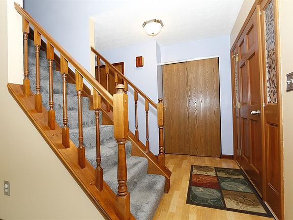 3rd image of 3564 Gary Dr