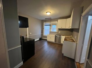 5 Daniels St FLOOR 1, Pawtucket, RI 02860