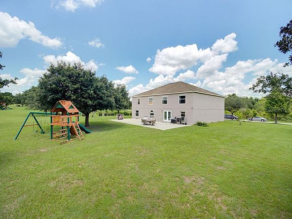 4th image of 2521 Derby Glen Dr