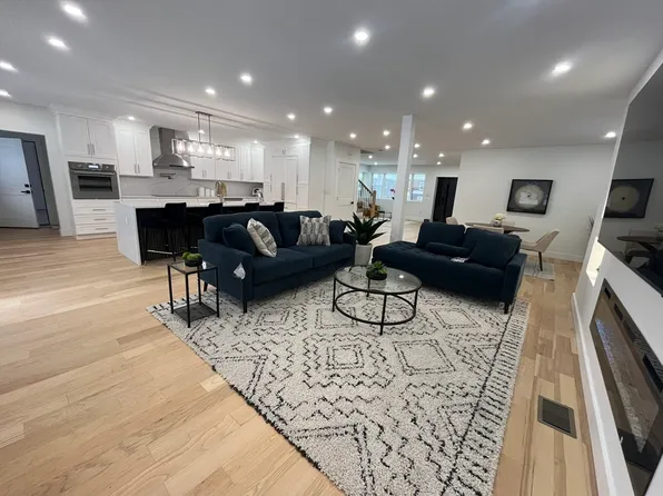 405 Blue Hill Ave, Milton, MA 02186