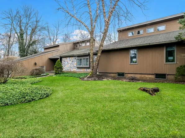 271 Pineville Rd, Newtown, PA 18940