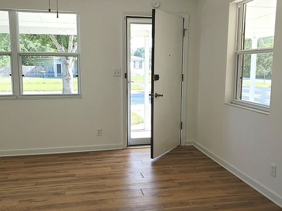 5th image of 7344 Hielo Dr