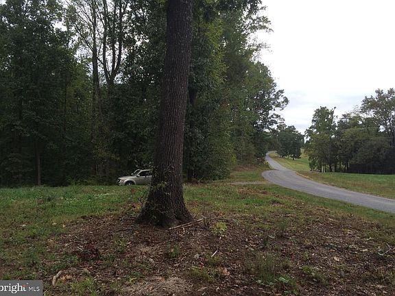 2nd image of Larkins Mill Ln