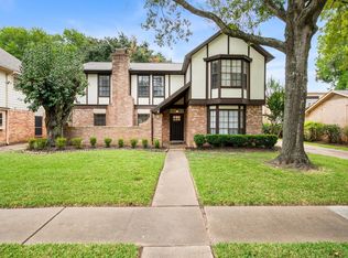 2715 River Birch Dr, Sugar Land, TX 77479