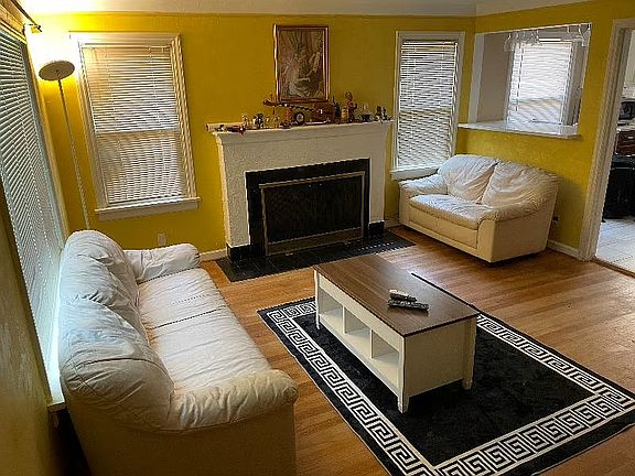 5th image of 10050 Ashworth Ave N