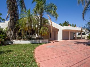 19000 NE 20th Ave, North Miami Beach, FL 33179
