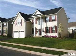 3474 Lurman Dr, Macungie, PA 18062