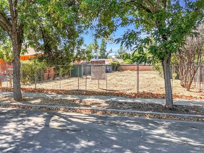 3436 E Mono St, Fresno, CA, 93702
