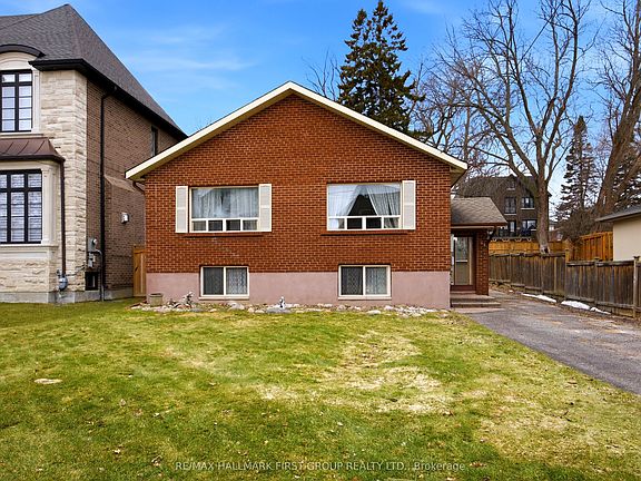 2nd image of 548 Marksbury Rd