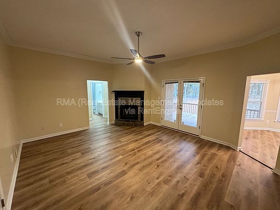 2nd image of 129 Wagon Wheel Cir