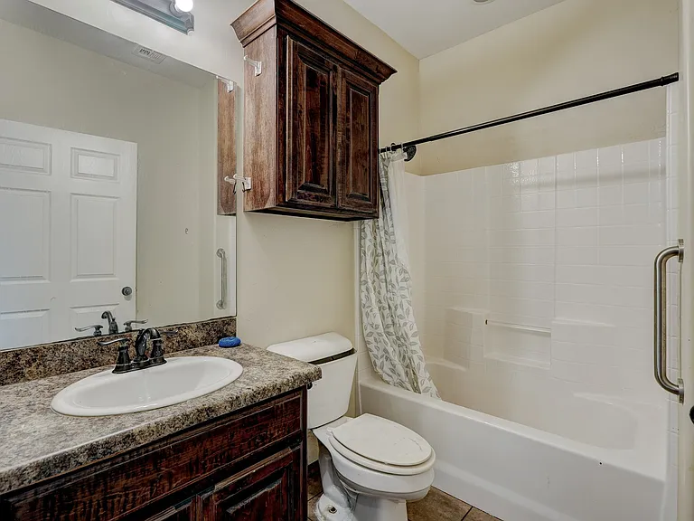 2220 W Utah Ave — Photo 35