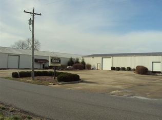 2708 Merchant St, Marion, IL 62959